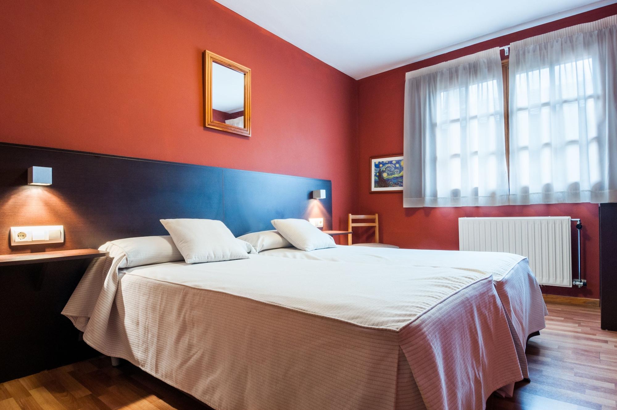 Hotel Esquirol (Adults Only) Llivia Exterior photo