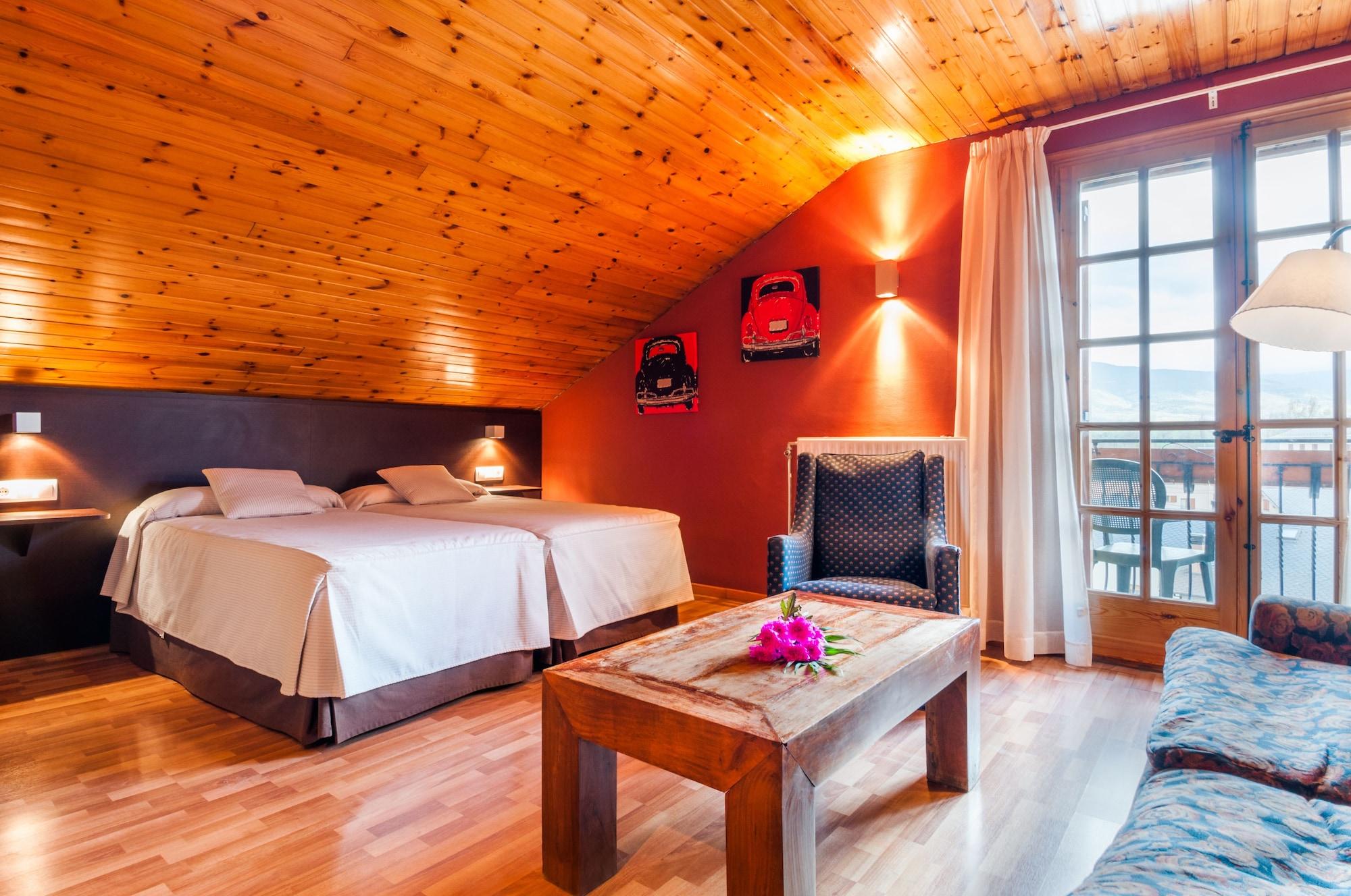 Hotel Esquirol (Adults Only) Llivia Exterior photo