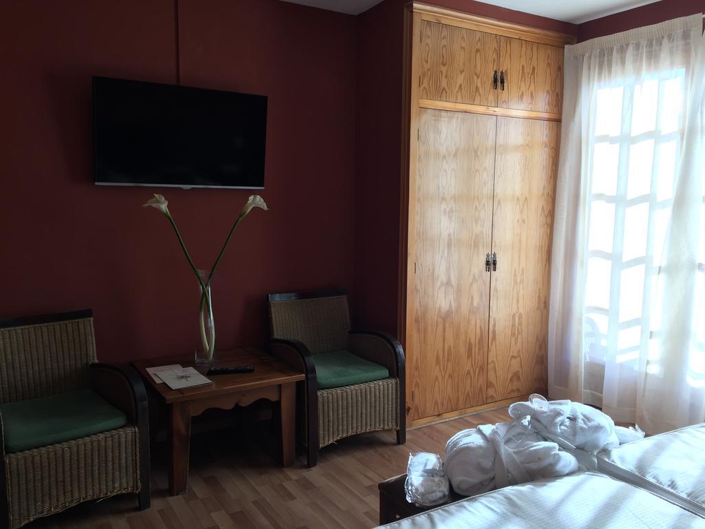 Hotel Esquirol (Adults Only) Llivia Exterior photo