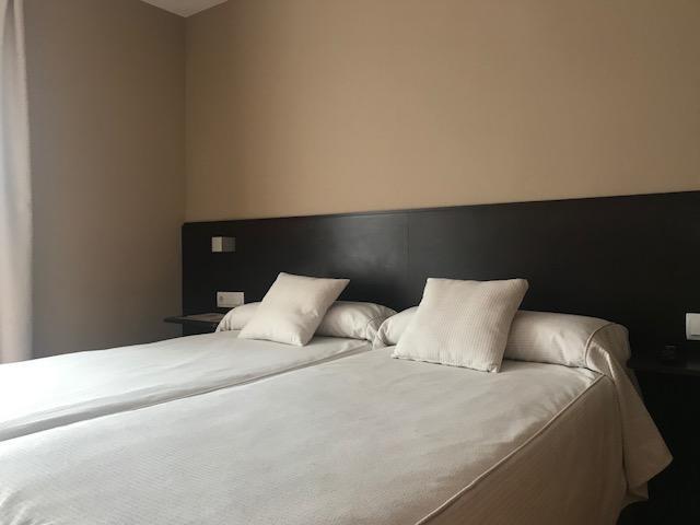 Hotel Esquirol (Adults Only) Llivia Exterior photo