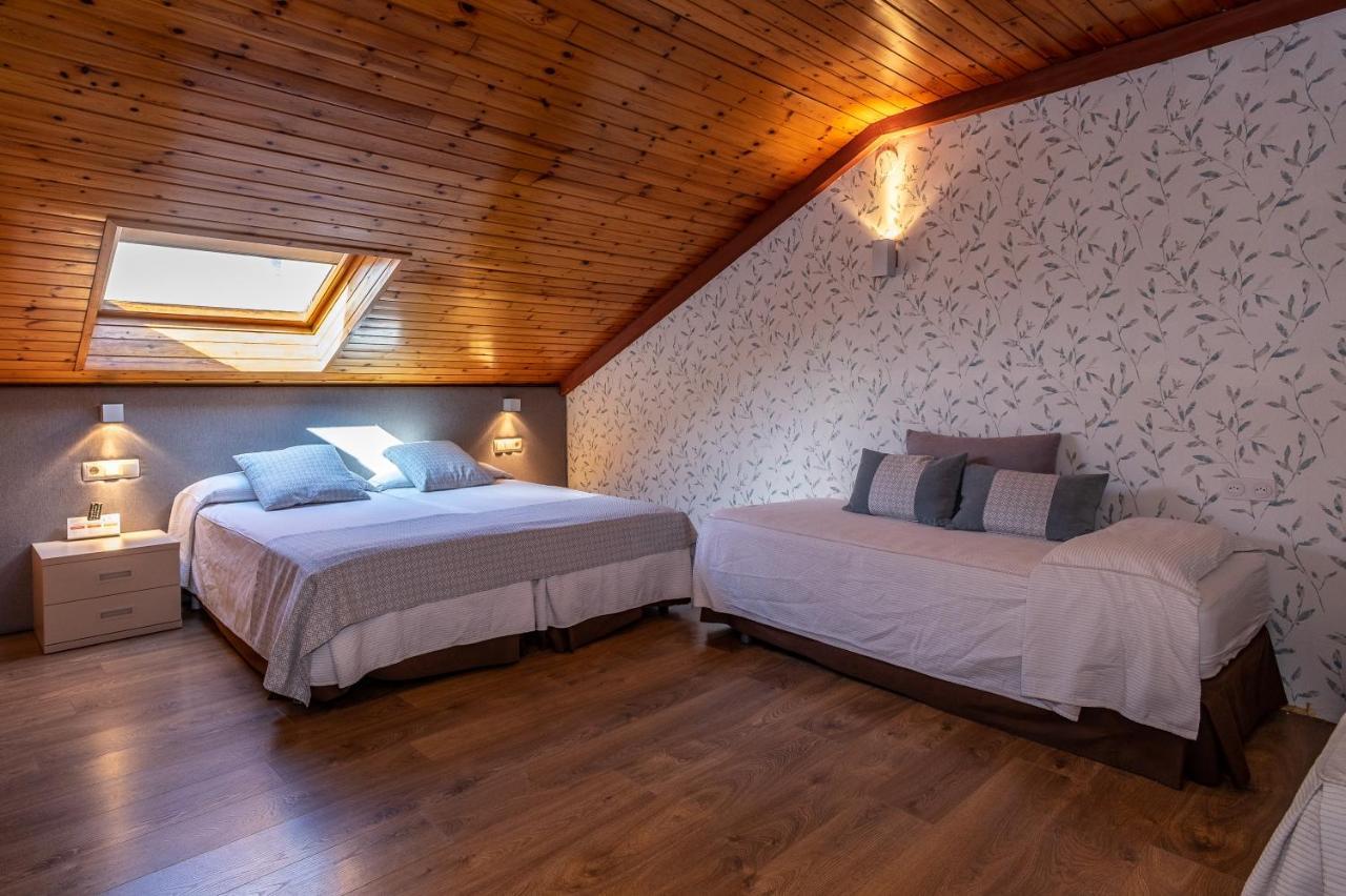 Hotel Esquirol (Adults Only) Llivia Exterior photo