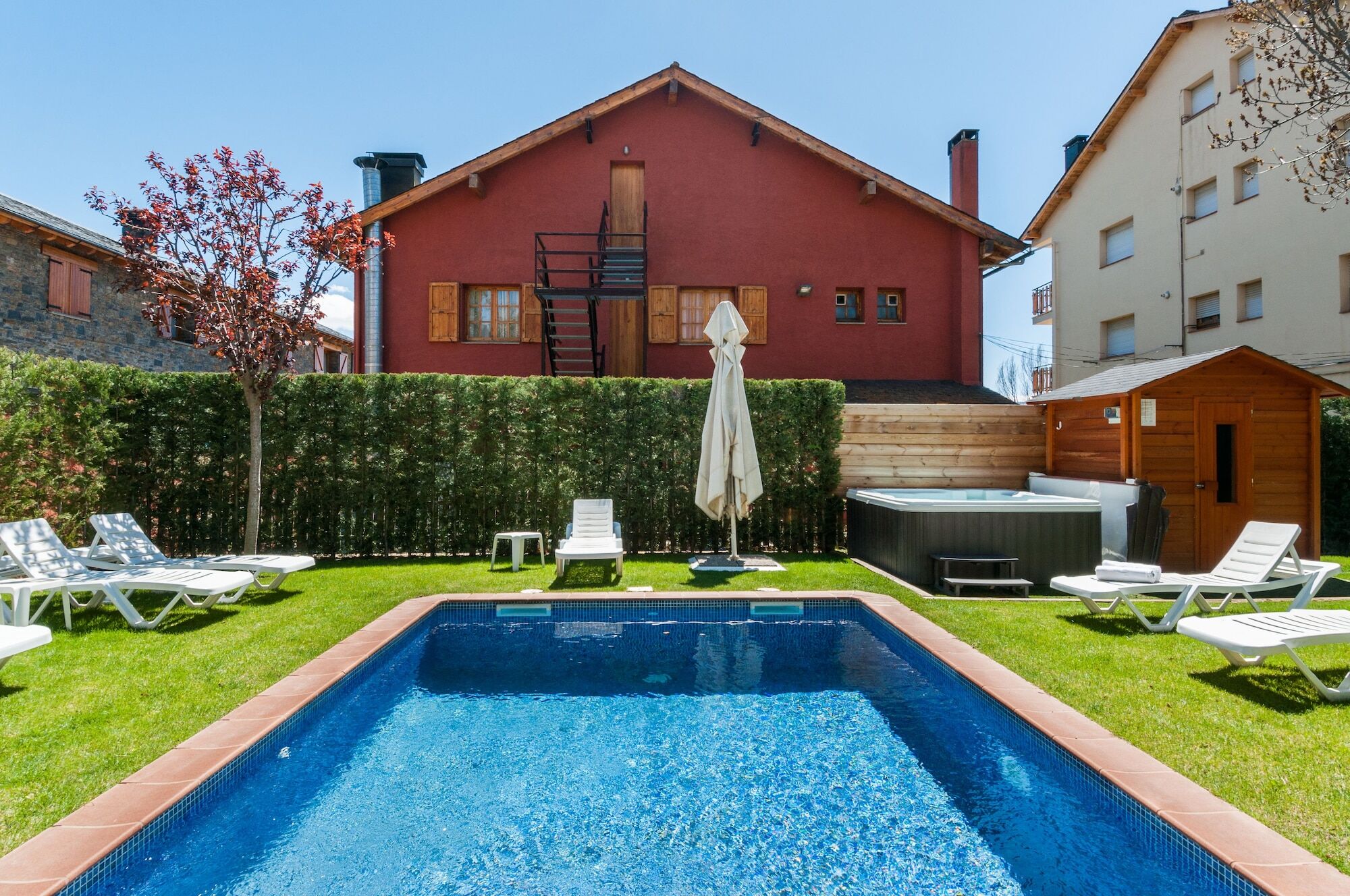 Hotel Esquirol (Adults Only) Llivia Exterior photo